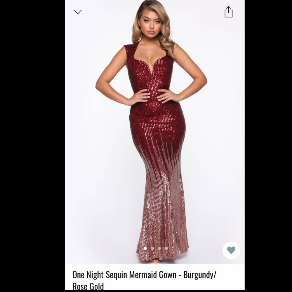 Gorgeous Sequined Gown😍
